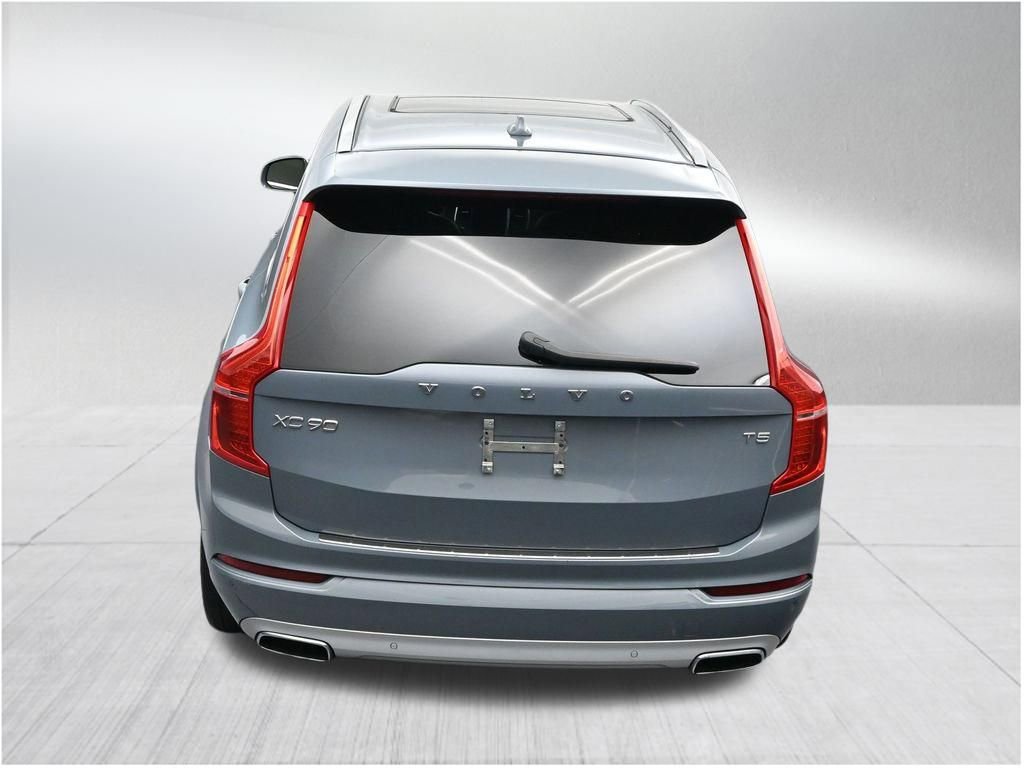 Used 2020 Volvo XC90 T5 Momentum w/ Protection Package Premier FWD image 18