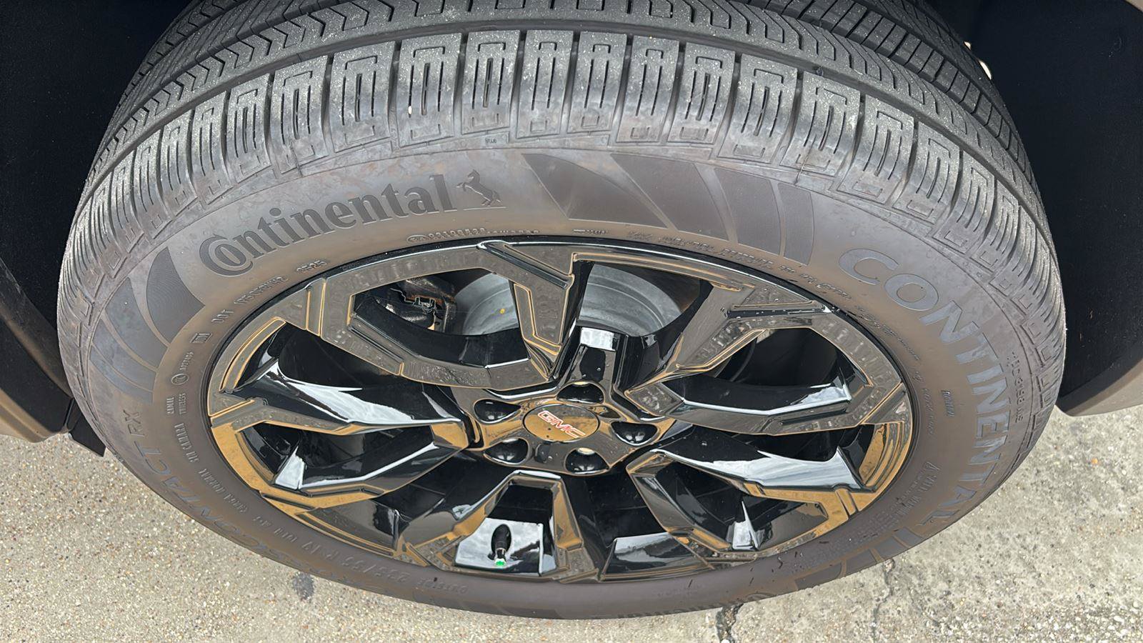 New 2026 GMC Terrain Elevation w/ Elevation Premium Package AWD/4WD image 12