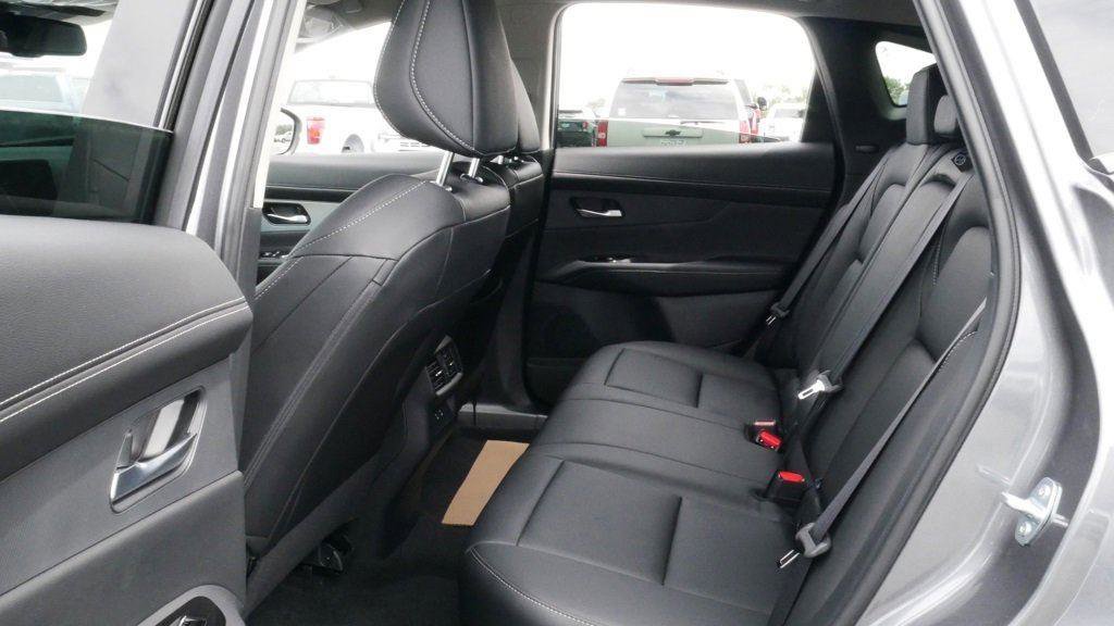 New 2025 Nissan Murano SL image 12