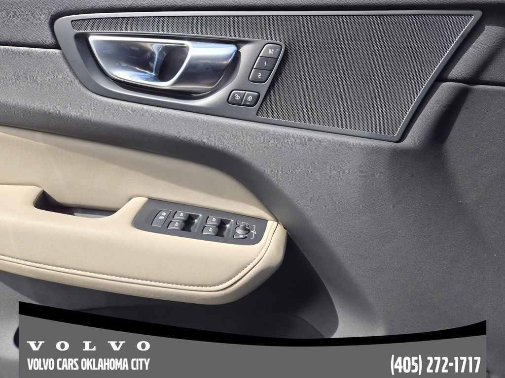 Used 2026 Volvo XC60 B5 Plus w/ Protection Package Premier AWD/4WD image 22