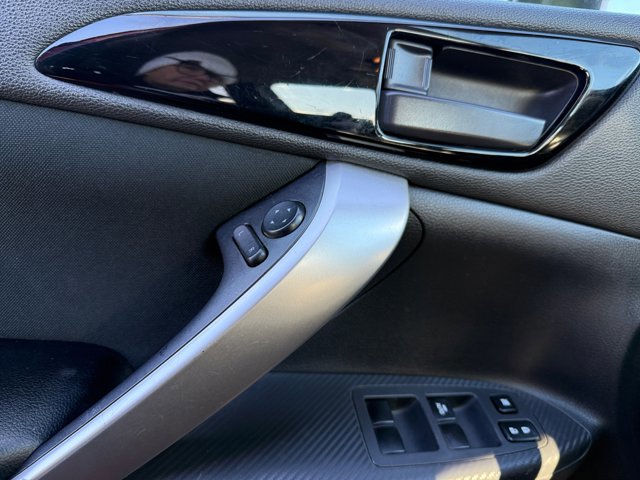 Used 2018 Mitsubishi Eclipse Cross ES image 19