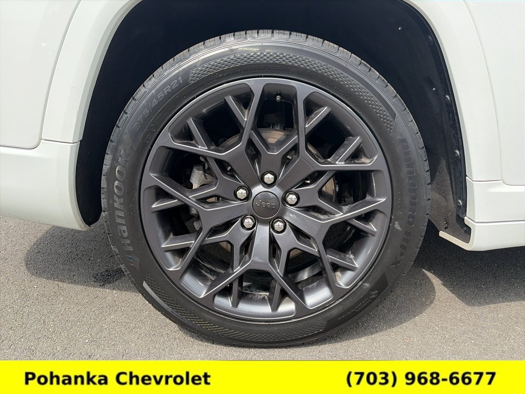 Used 2025 Jeep Grand Cherokee L Summit AWD/4WD image 30
