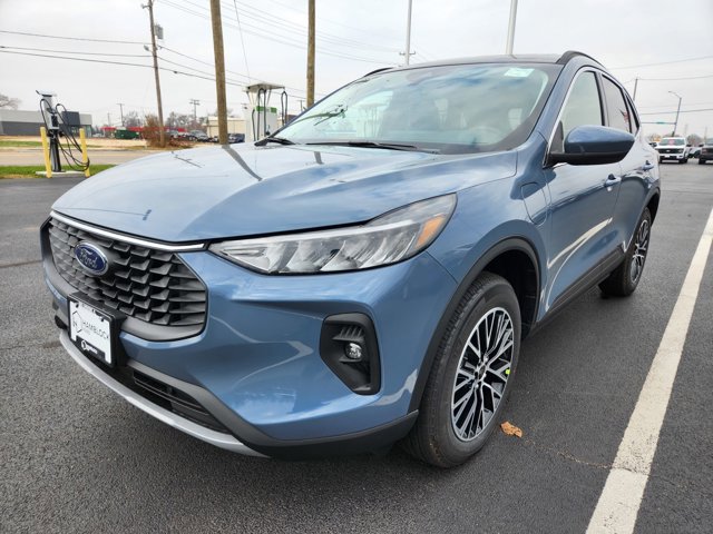New 2026 Ford Escape SE image 3