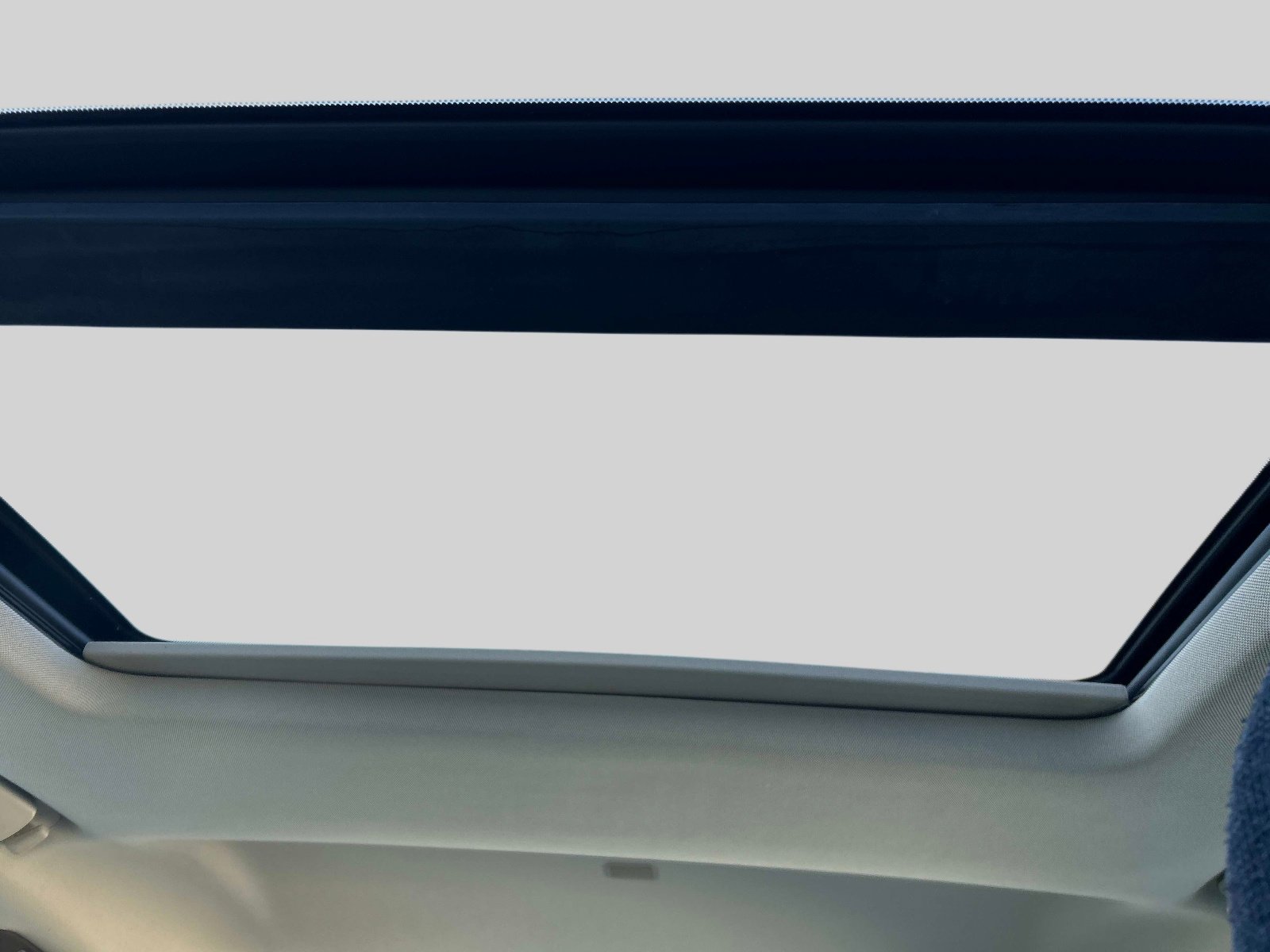 Used 2017 Cadillac XTS Luxury w/ Driver Awareness Package image 23