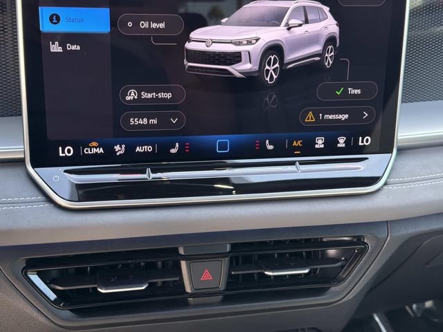 Certified 2025 Volkswagen Tiguan SE R-Line FWD image 19