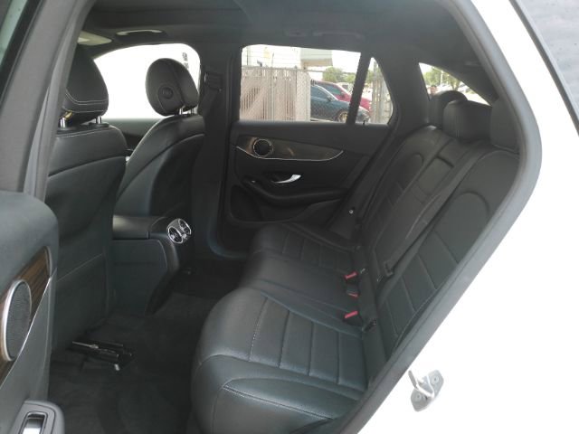 Used 2017 Mercedes-Benz GLC 300 4MATIC w/ Premium 1 Package image 19
