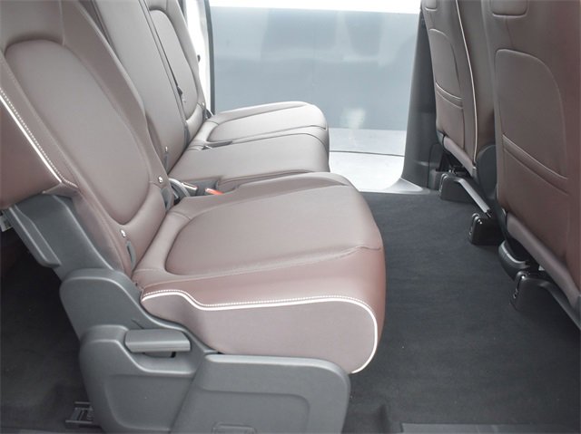 New 2025 Volkswagen ID. Buzz Pro S image 25