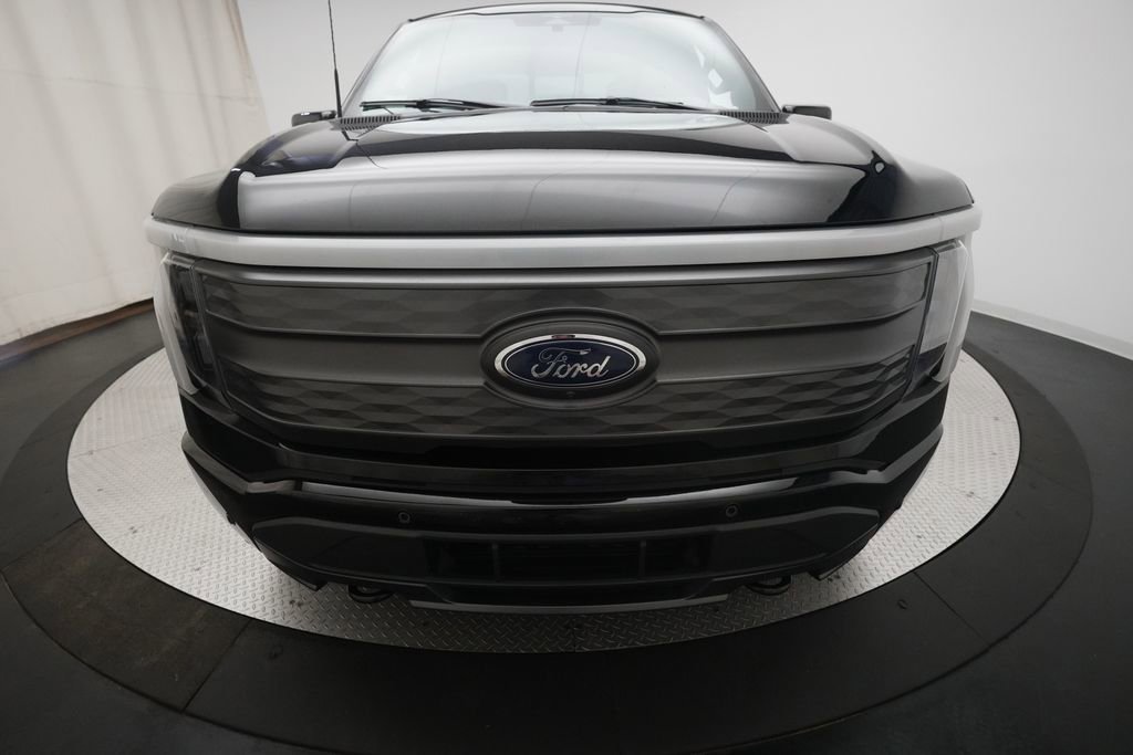 Used 2023 Ford F150 Lightning Lariat w/ Equipment Group 511A High image 21