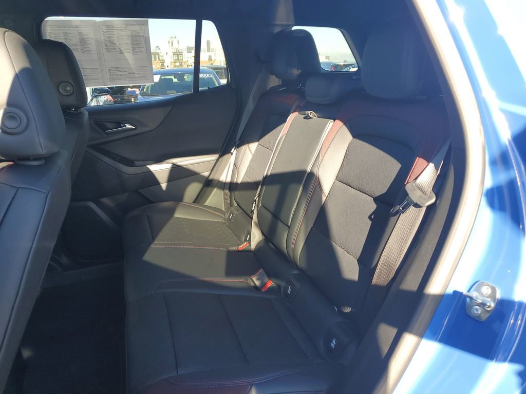 Used 2025 Chevrolet Equinox RS image 14