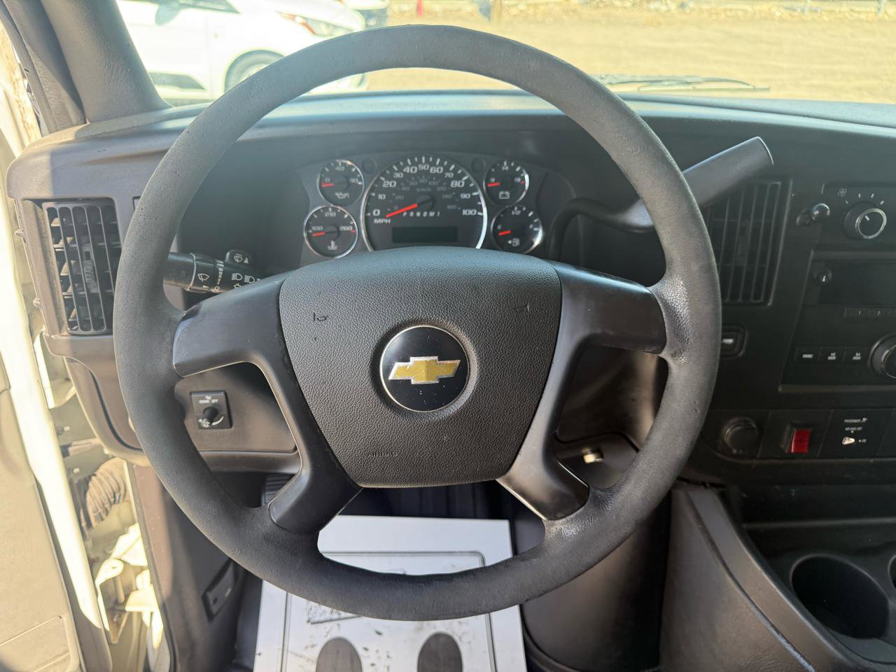Used 2010 Chevrolet Express 2500 RWD image 14
