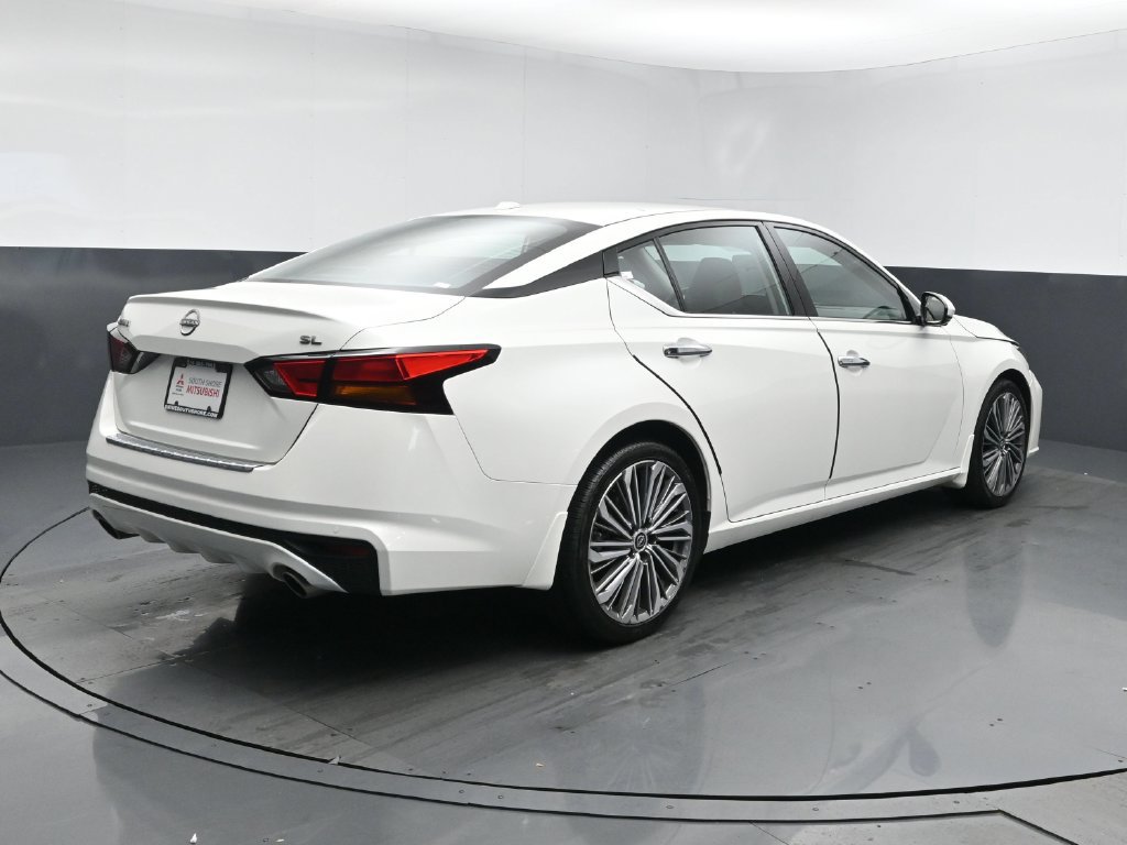 Used 2024 Nissan Altima 2.5 SL FWD image 19