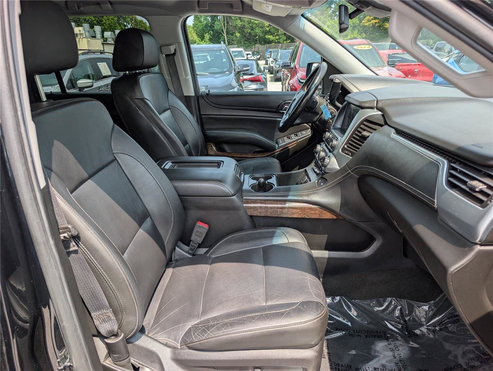 Used 2018 Chevrolet Suburban LT AWD/4WD image 11