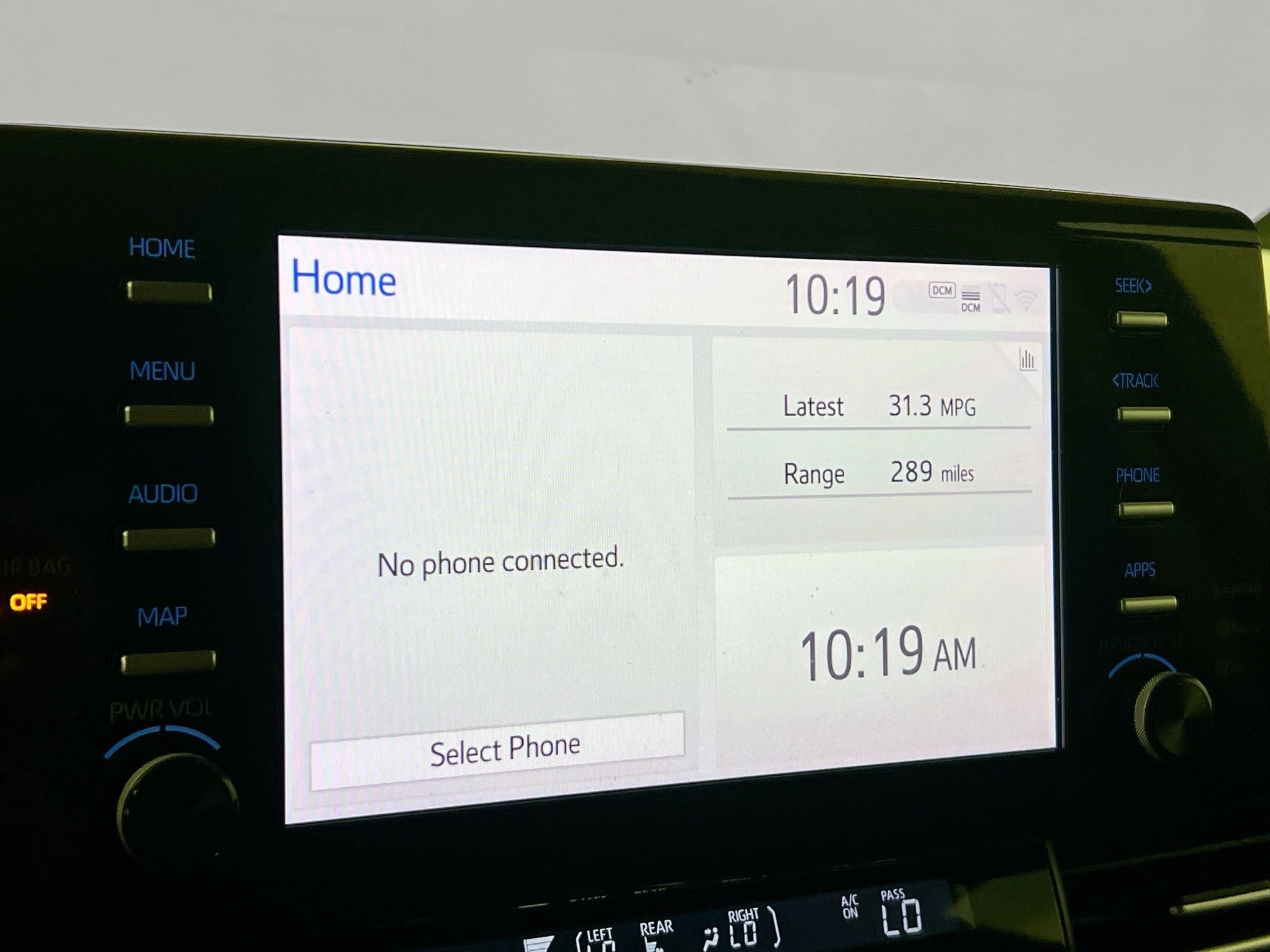 Used 2022 Toyota Sienna XLE FWD image 28