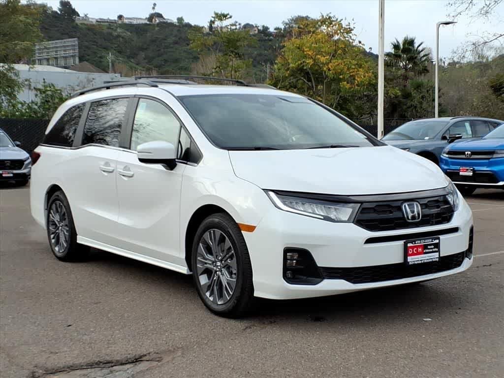 New 2026 Honda Odyssey Touring video 3