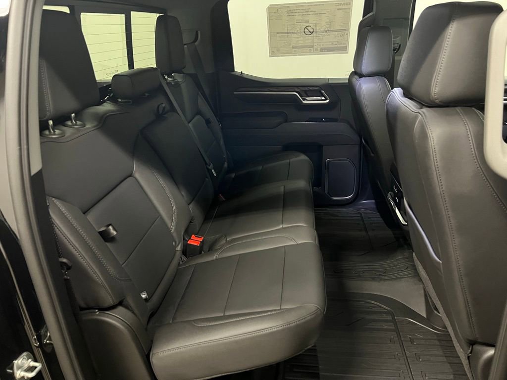New 2026 GMC Sierra 1500 SLT w/ SLT Convenience Package image 35
