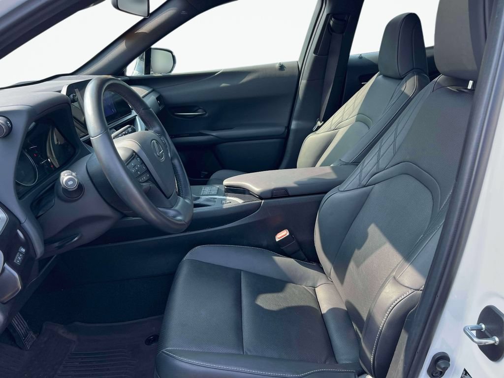 Used 2024 Lexus UX 250h F Sport AWD/4WD image 15