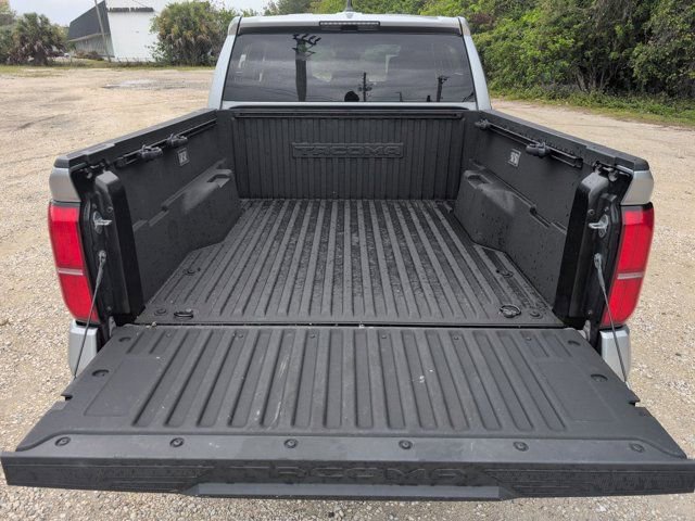 Used 2024 Toyota Tacoma TRD Off-Road AWD/4WD image 28