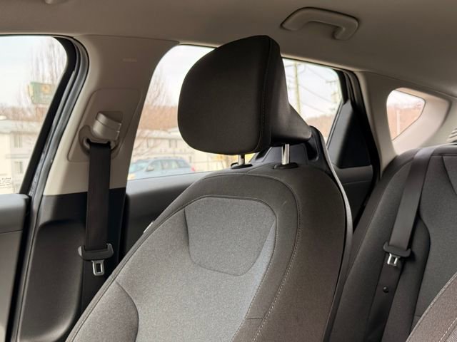 Used 2025 Kia K4 LXS image 26