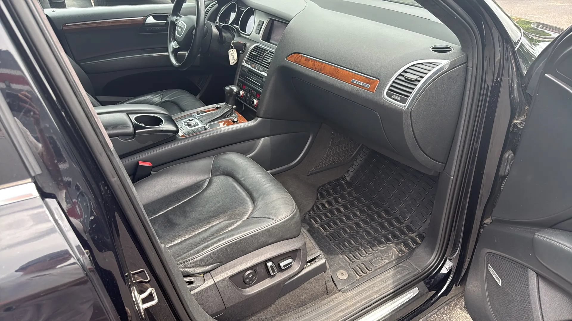 Used 2015 Audi Q7 3.0T S line Prestige w/ Luxury Package AWD/4WD image 17