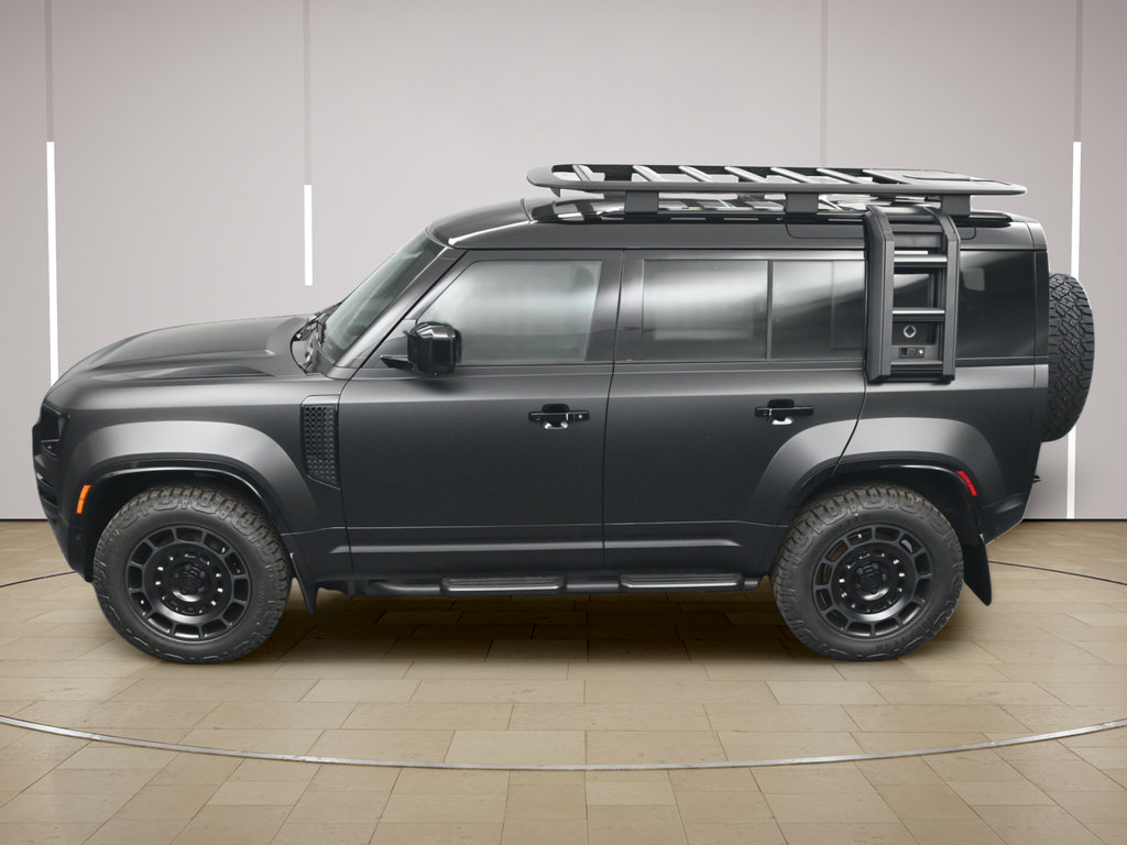 New 2026 Land Rover Defender 110 AWD/4WD image 30