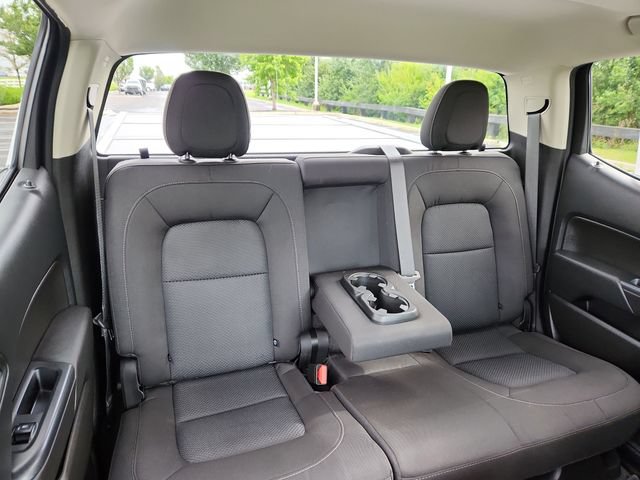 Used 2022 Chevrolet Colorado LT RWD image 30