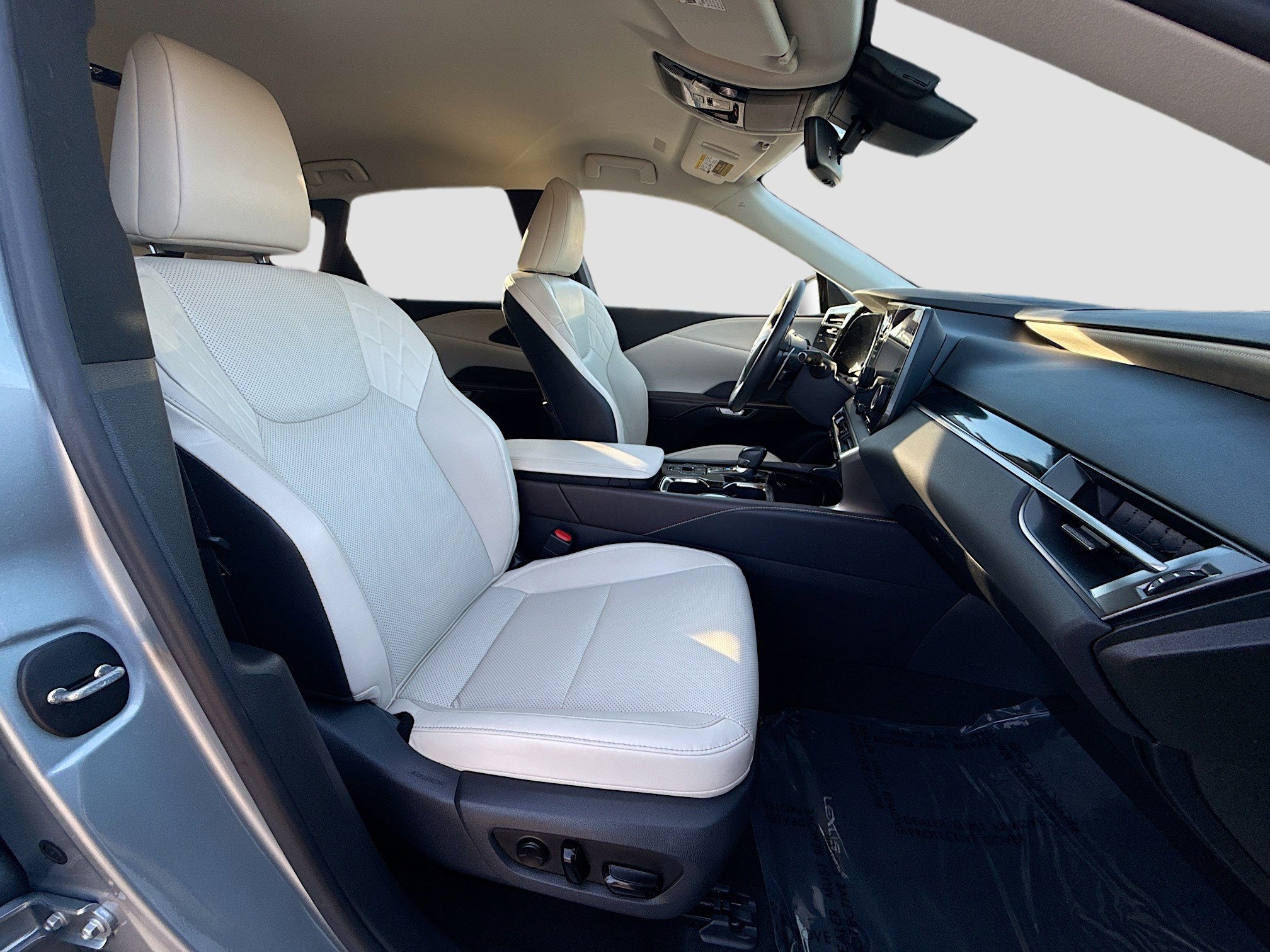 Used 2024 Lexus RX 350 FWD image 16