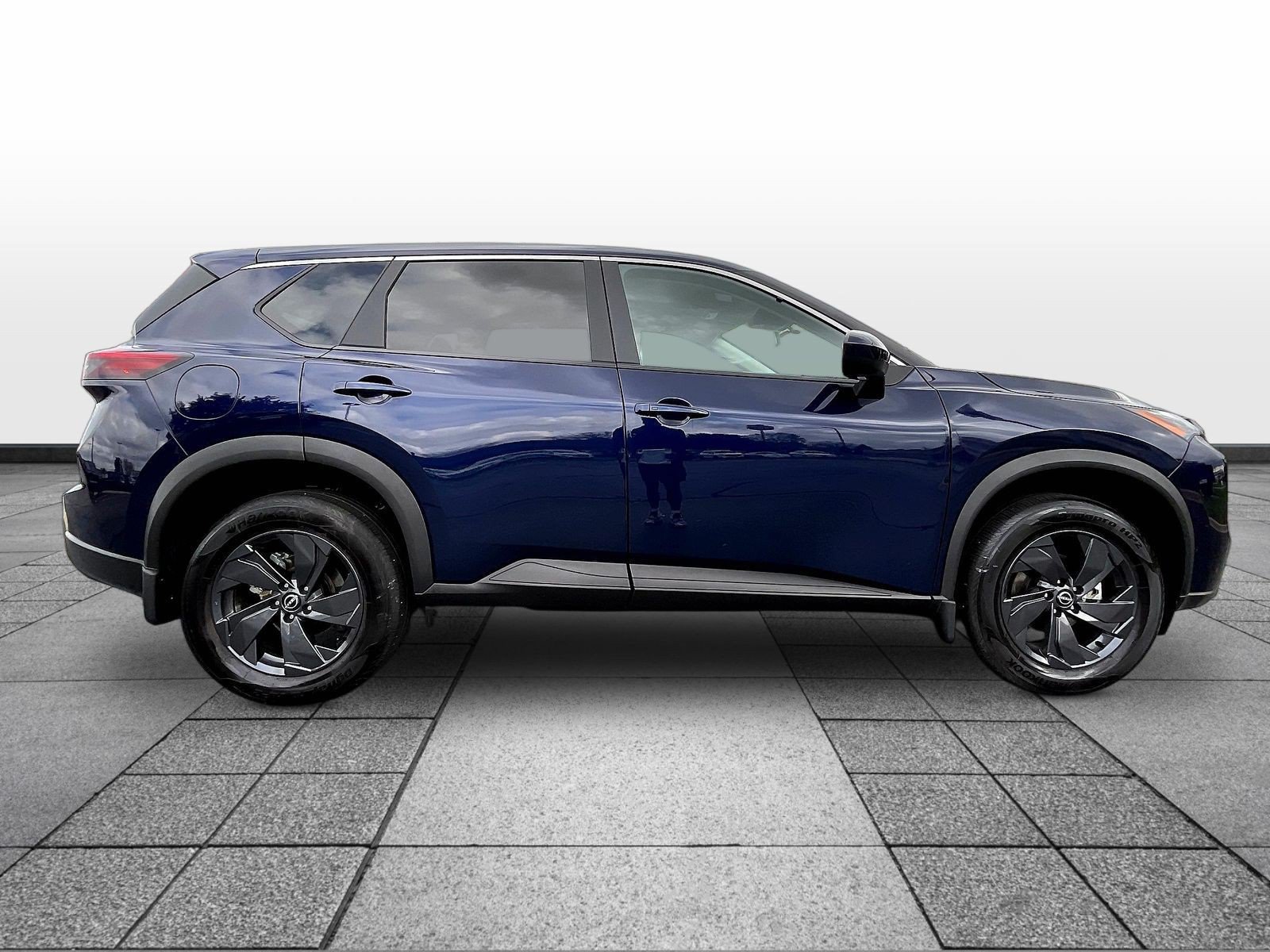 Certified 2026 Nissan Rogue SV w/ Cold Weather Package AWD/4WD image 4