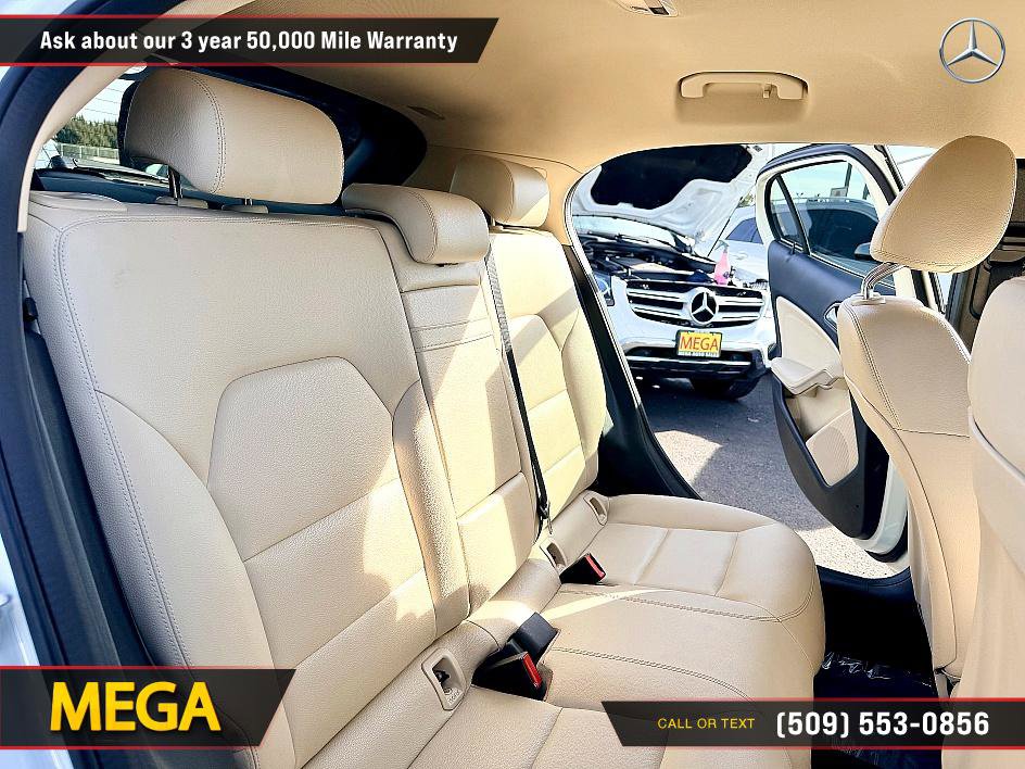 Used 2016 Mercedes-Benz GLA 250 4MATIC image 18