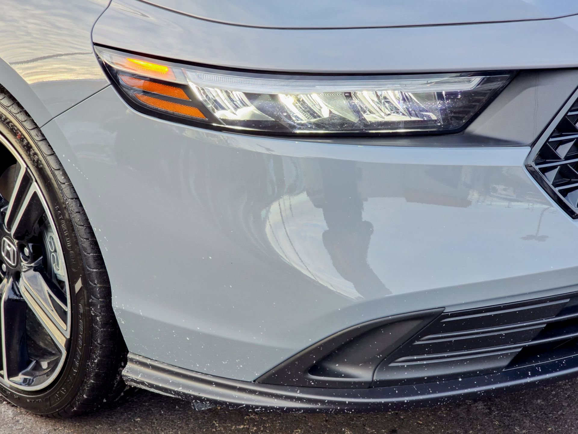 Used 2025 Honda Accord Sport image 9