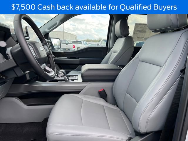 New 2025 Ford F150 Lightning Flash AWD/4WD image 5