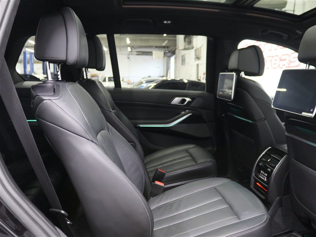 Used 2019 BMW X7 xDrive40i w/ Premium Package AWD/4WD image 25