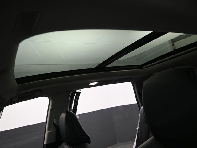 Used 2024 Toyota Grand Highlander XLE image 6