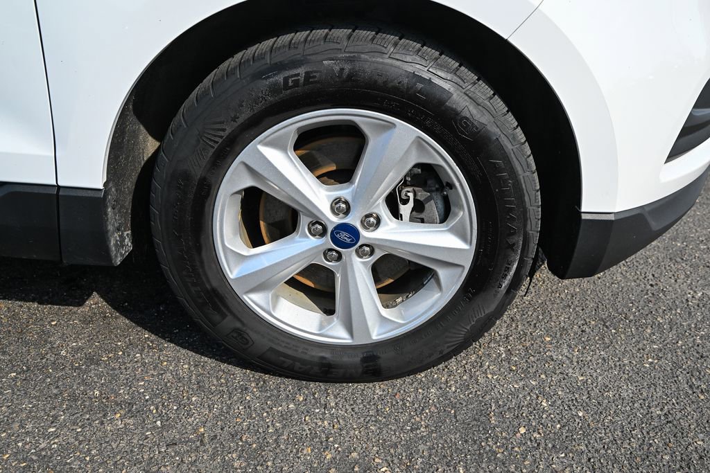 Used 2020 Ford Edge SE AWD/4WD image 15