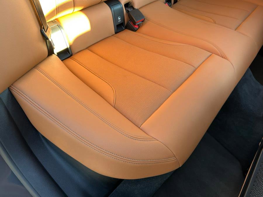 Used 2023 BMW i4 eDrive40 w/ Premium Package image 43