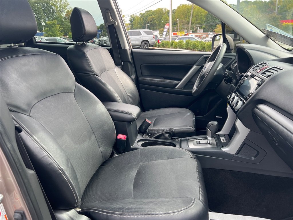 Used 2016 Subaru Forester 2.5i Limited AWD/4WD image 17