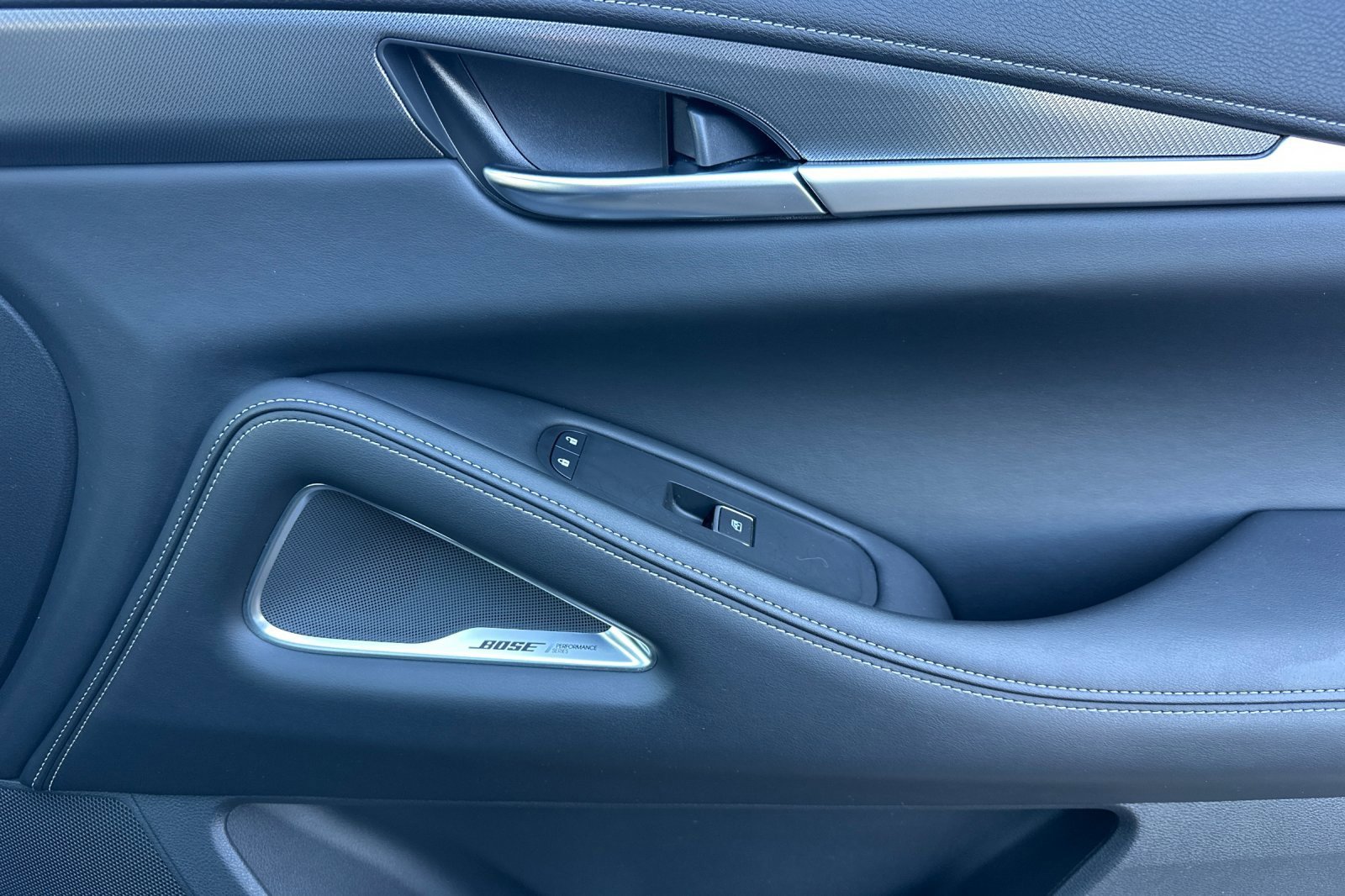 Certified 2025 INFINITI QX60 Luxe w/ Black Edition image 23