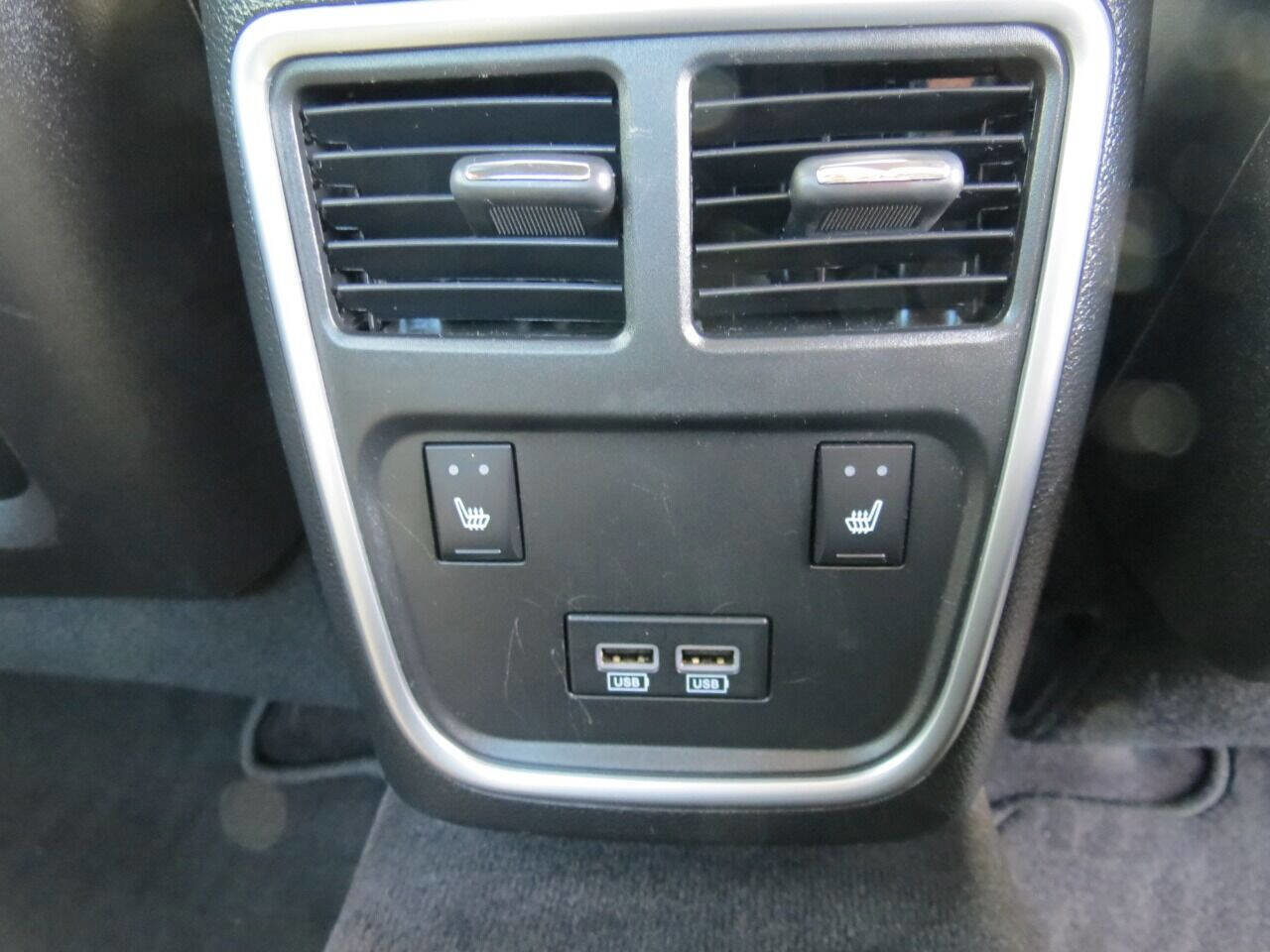 Used 2018 Dodge Charger GT image 29