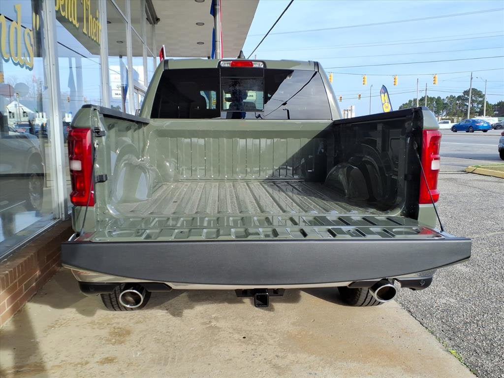 New 2026 RAM 1500 Big Horn AWD/4WD image 6