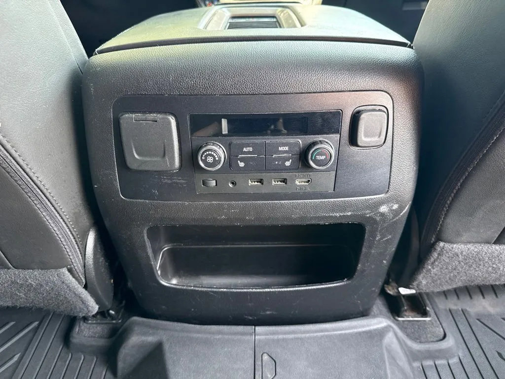 Used 2020 GMC Yukon Denali AWD/4WD image 35