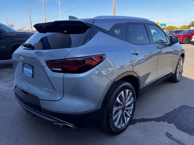 Certified 2023 Chevrolet Blazer Premier image 3