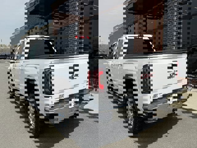 Used 2018 GMC Sierra 1500 SLT w/ SLT Premium Package image 4