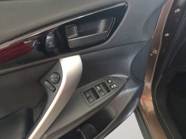 Used 2018 Mitsubishi Eclipse Cross LE AWD/4WD image 11