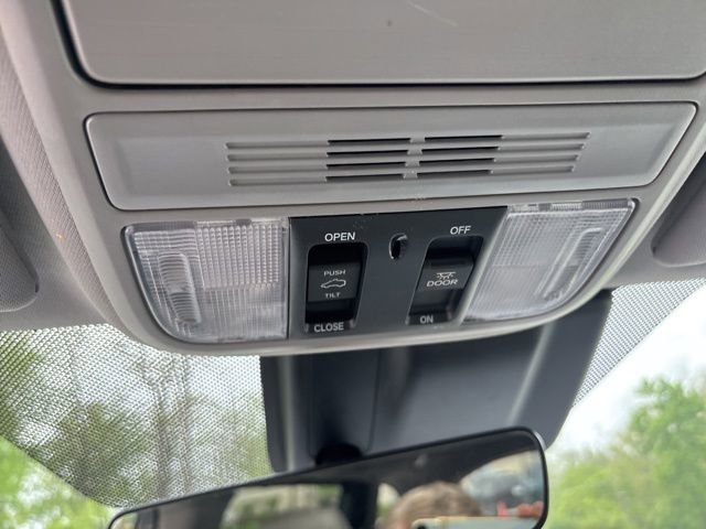 Used 2019 Honda Odyssey EX-L image 18