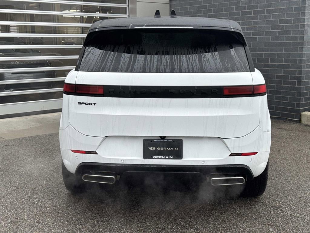 New 2026 Land Rover Range Rover Sport Dynamic SE image 5