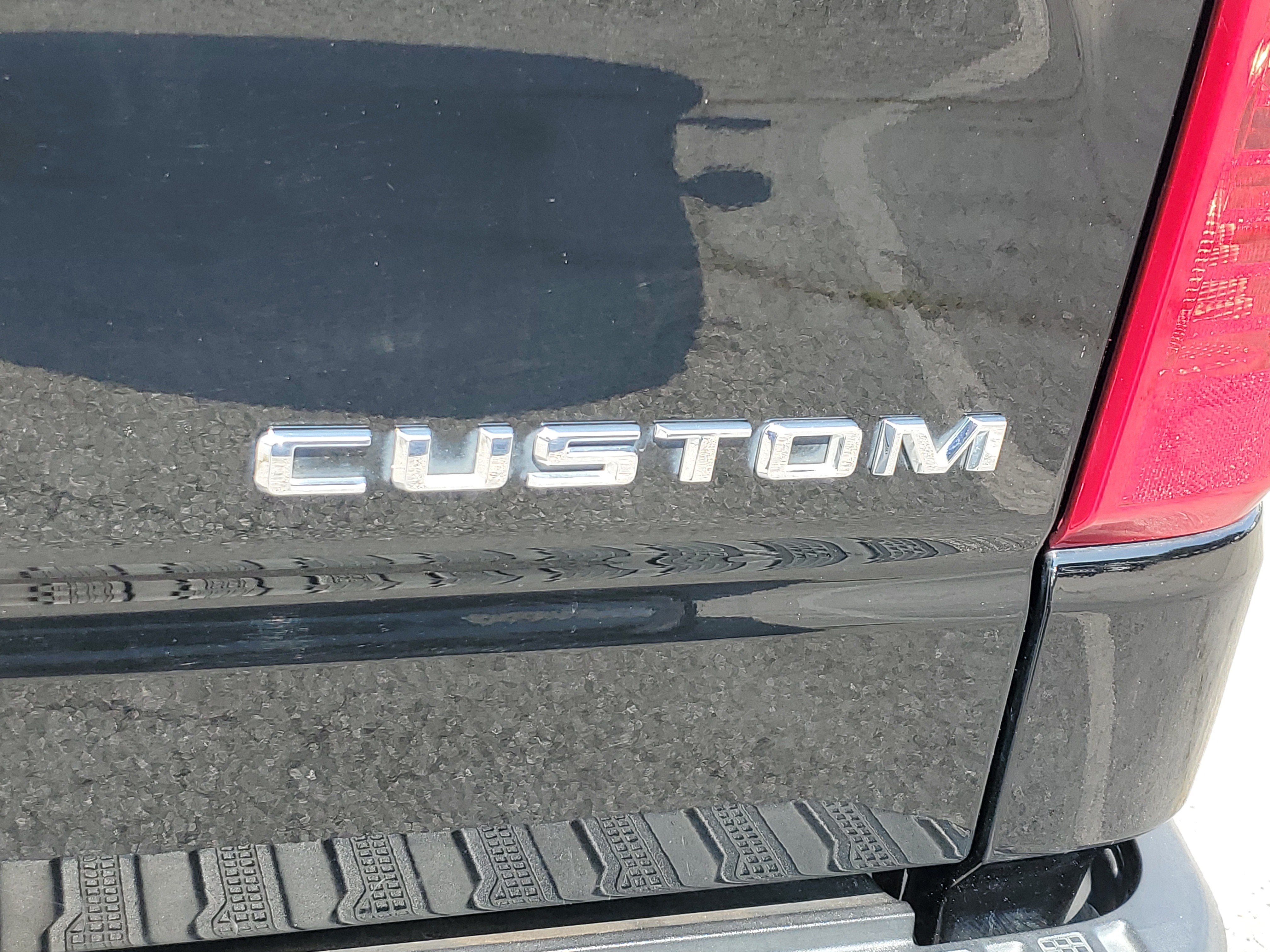 Used 2024 Chevrolet Silverado 1500 Custom RWD image 7