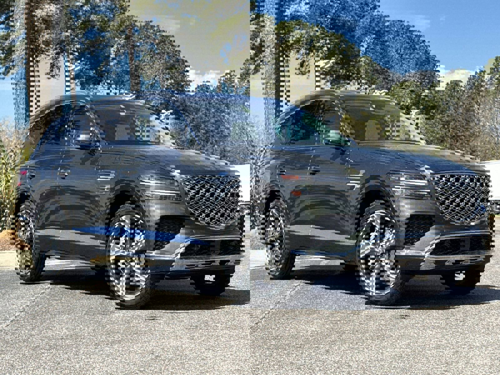 Used 2025 Genesis GV80 3.5T Prestige image 2