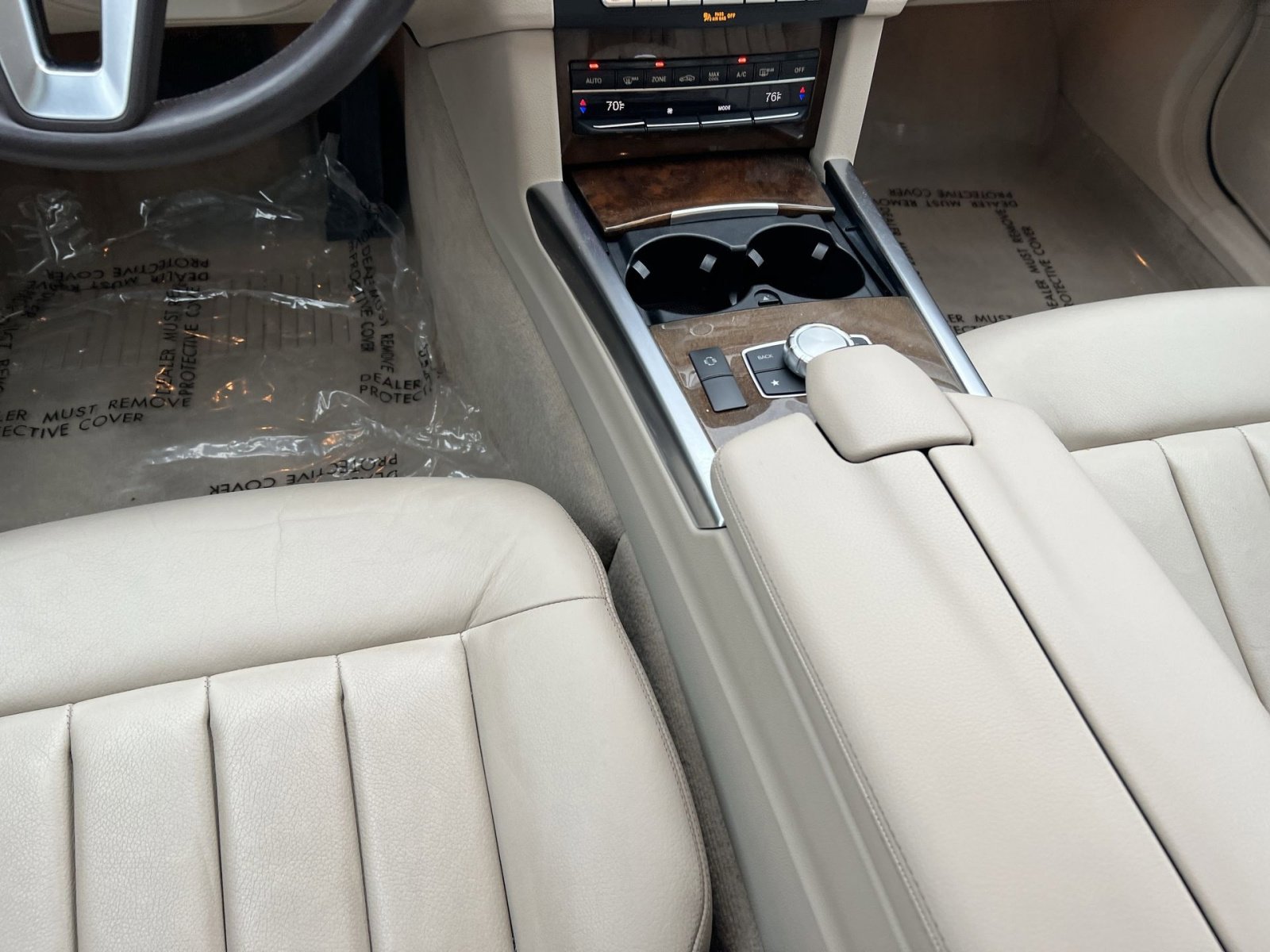 Used 2014 Mercedes-Benz E 350 4MATIC Sedan image 22