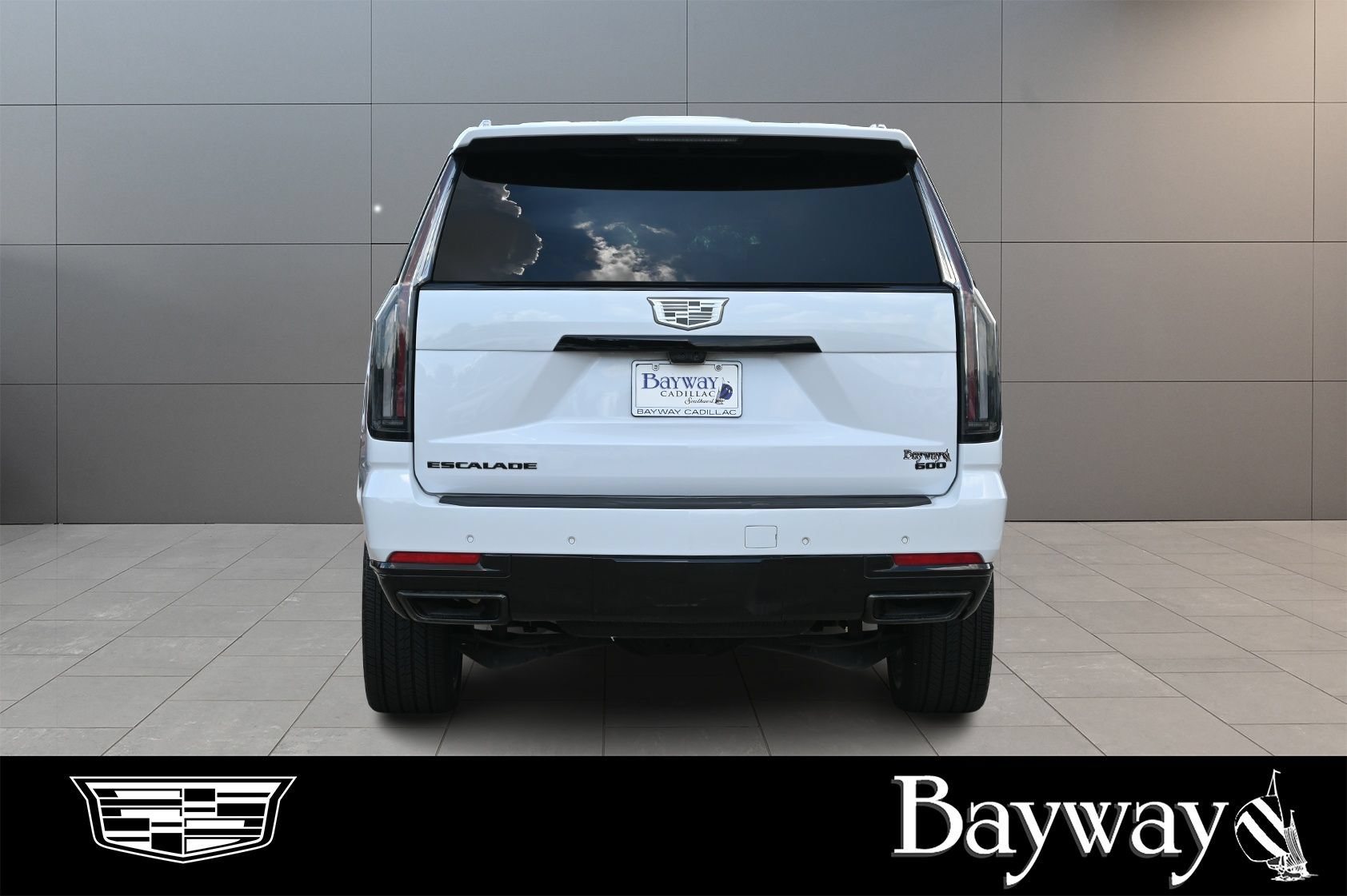Certified 2026 Cadillac Escalade ESV Platinum Sport w/ LPO, ONYX Package AWD/4WD image 6