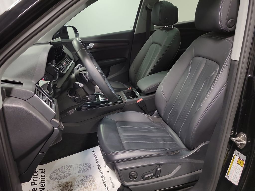 Used 2021 Audi Q5 2.0T Premium w/ Convenience Package image 13