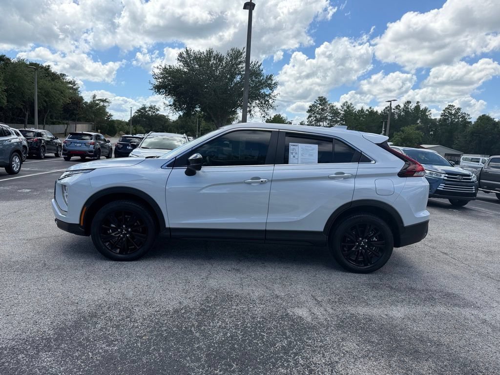 Used 2025 Mitsubishi Eclipse Cross LE AWD/4WD image 4